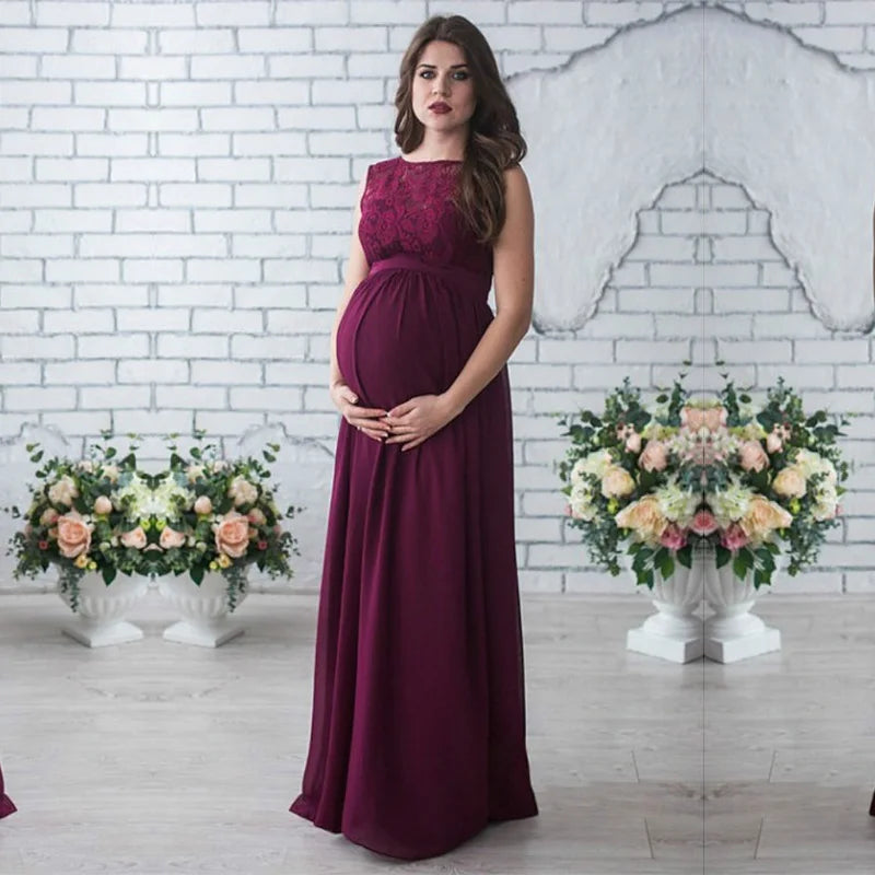 Lacelle Grace – Lace Maternity Maxi Dress
