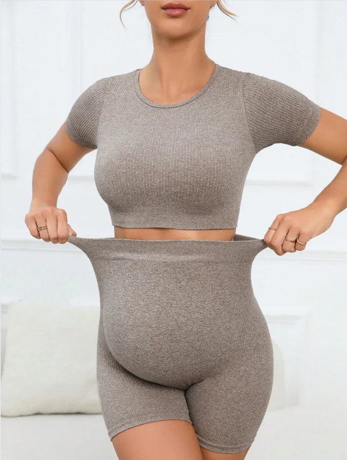 EarthEase – Maternity Yoga & Fitness Set
