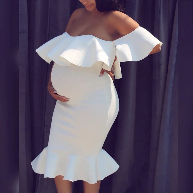 Luna Frill – Off-Shoulder Ruffle Maternity Dress