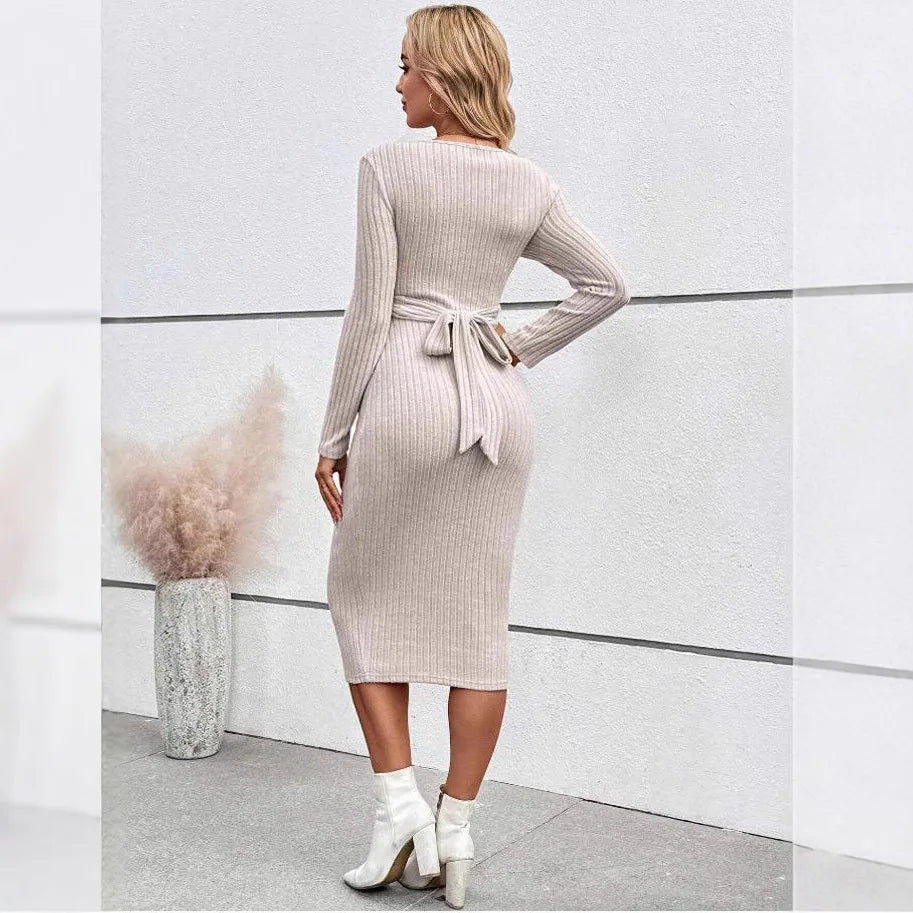 Silva Muse – Slim Long-Sleeve Maternity Dress