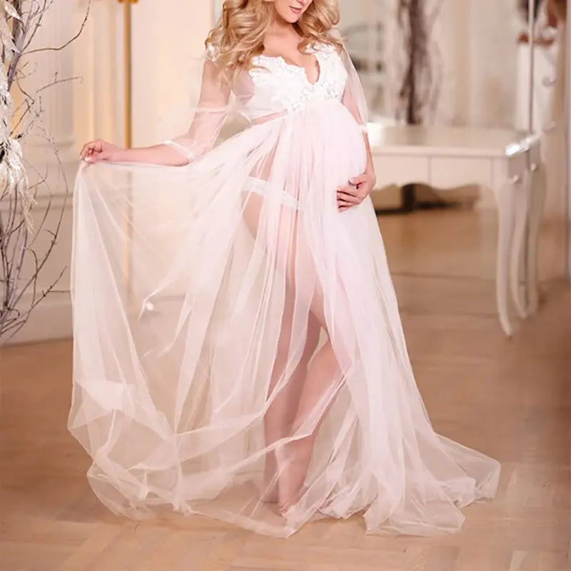 Lacewing – Tulle V-Neck Maternity Gown