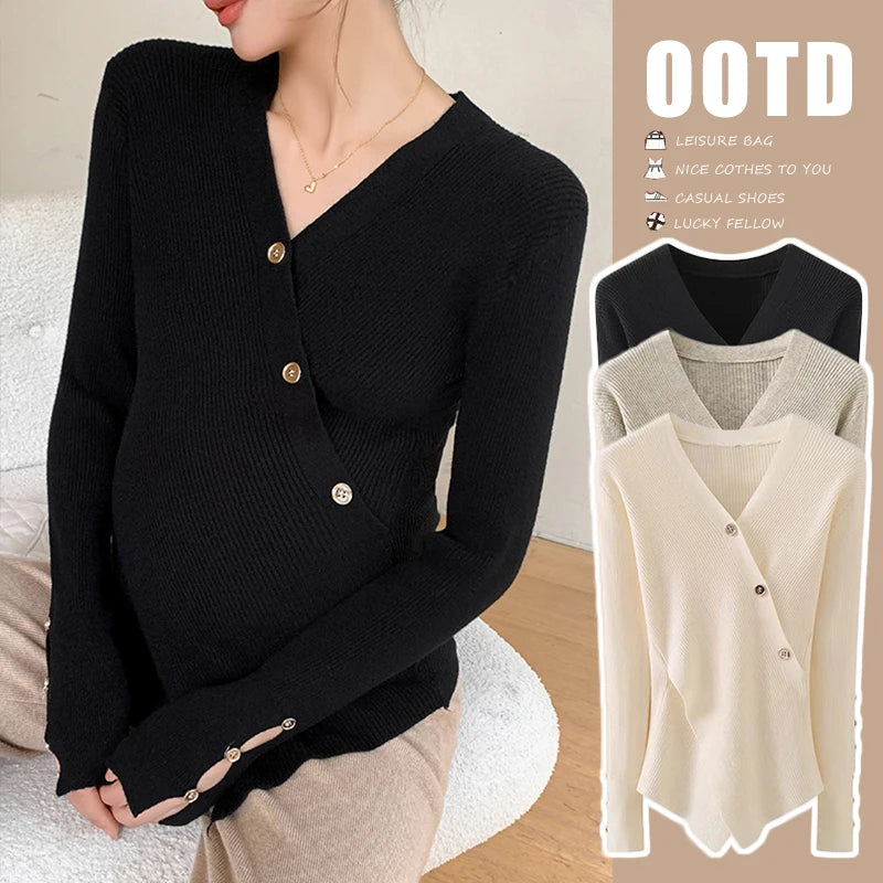 Serra – Buttoned V-Neck Knit Maternity Top