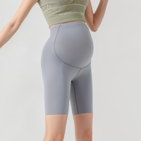 BumpFlow – Seamless Five-Quarter Maternity Leggings